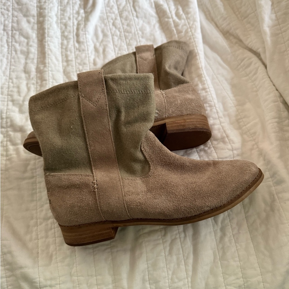 Toms Light Brown Suede Ankle Boots